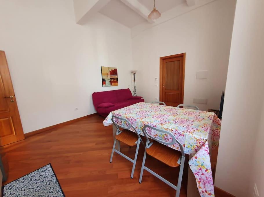 Stupenda Suite A Cagliari Piazza Galilei Exterior photo